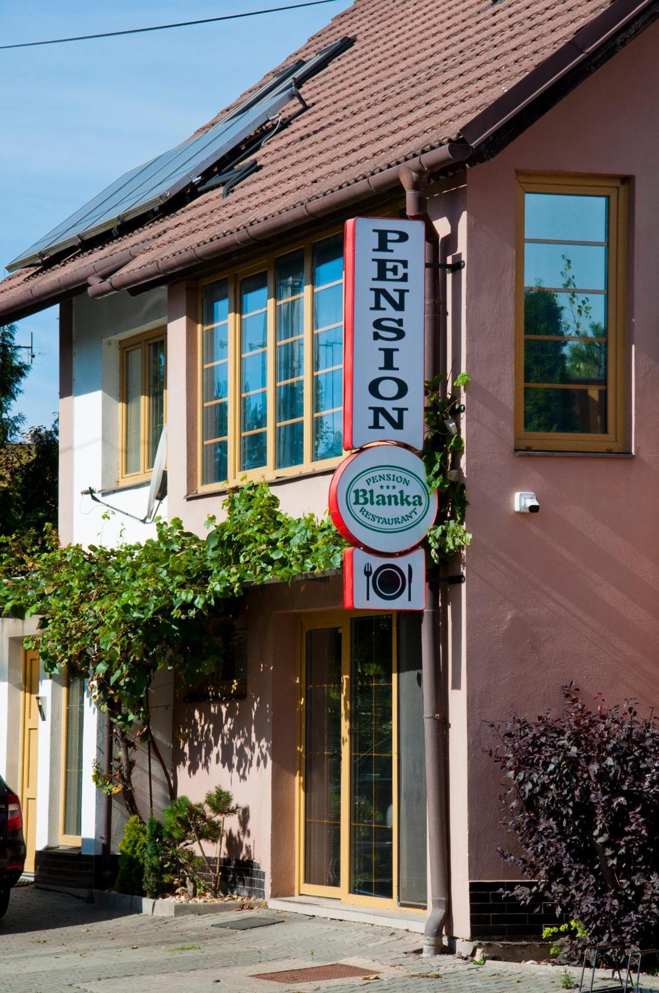 Guest house Blanka - *